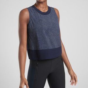 ATHLETA ZEPHYR PRINTED SHELL WOODBLOCK NAVY- Sz XS